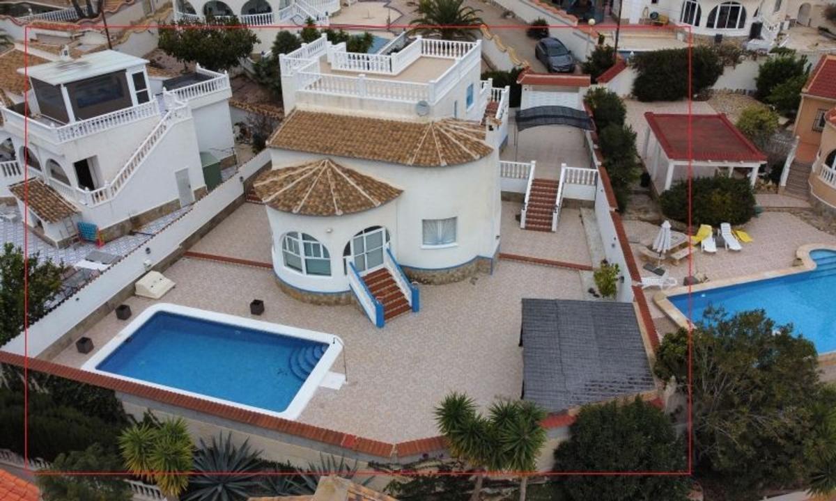 Sale of independent chalet in Casa o chalet en Centro, Rojales, Rojales
photo 1