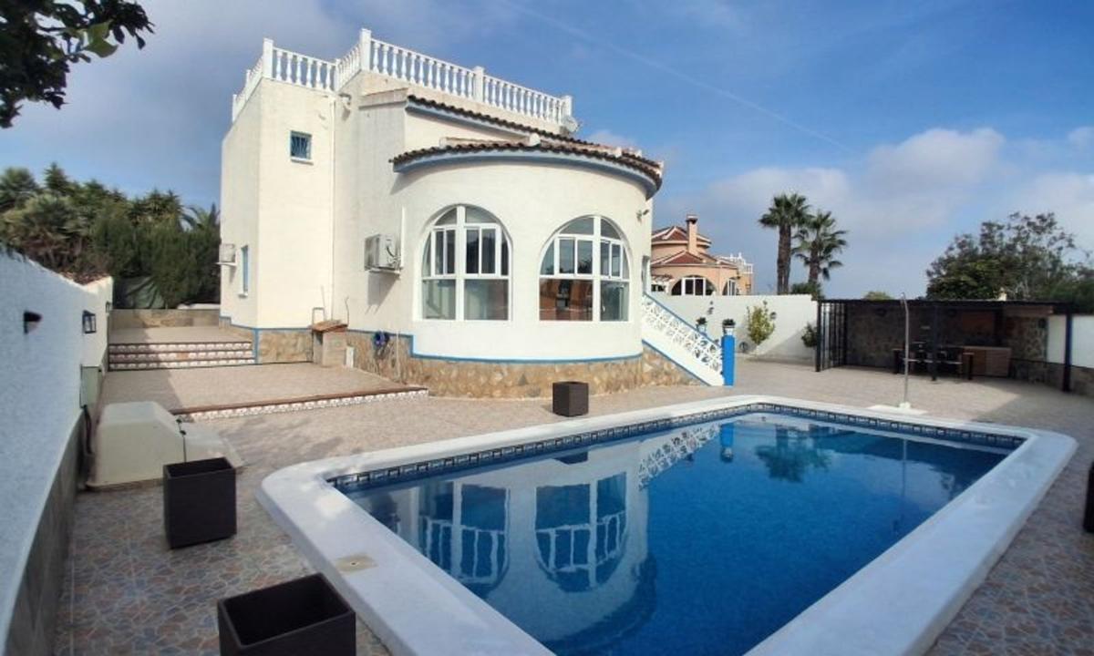 Sale of independent chalet in Casa o chalet en Centro, Rojales, Rojales
photo 5