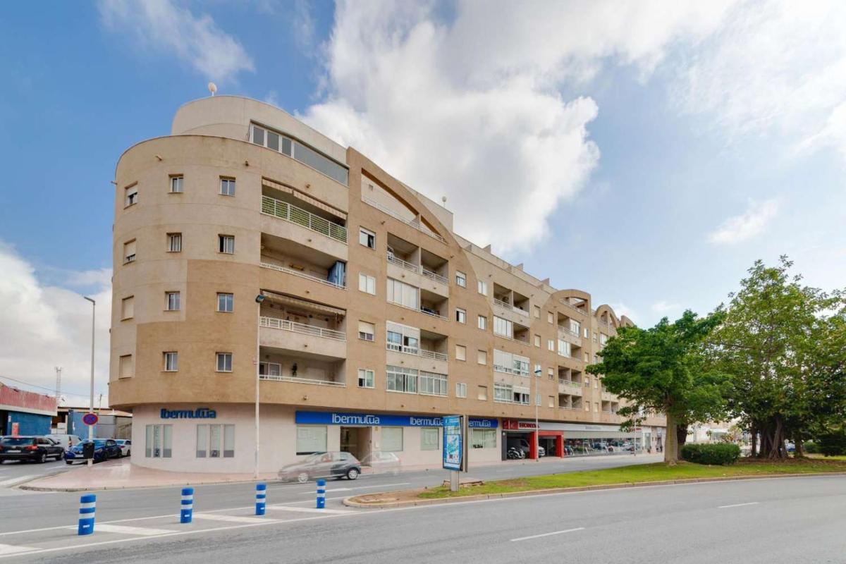 Penthouse sale in Ático en Ronda D. Ricardo Lafuente Aguado, Parque Acuático - Sector 25, Torrevieja, Torrevieja photo 3