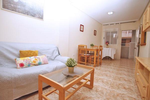 Venta de piso en Piso en Calle la Loma, Avenida Habaneras - Curva de Palangre, Torrevieja, Torrevieja
photo 1