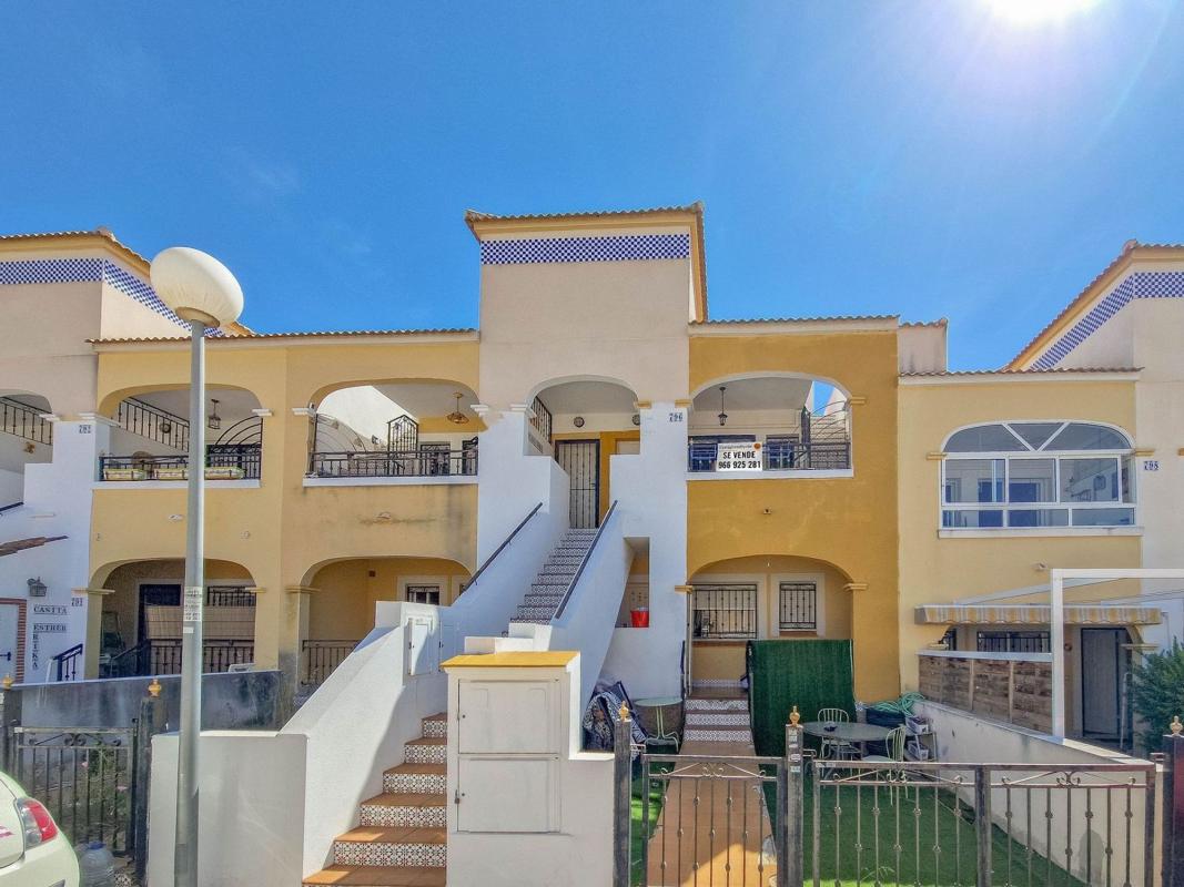 Venta de piso en Piso en Calle Ruidera, Los Balcones - Los Altos del Edén, Torrevieja, Torrevieja
photo 3