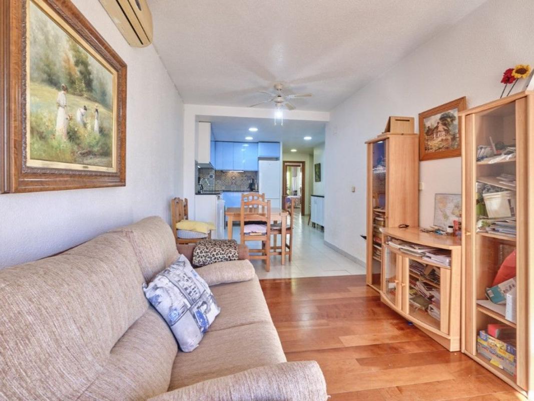 Sale of apartment in Piso en Centro - Muelle Pesquero, Torrevieja, Torrevieja
photo 1