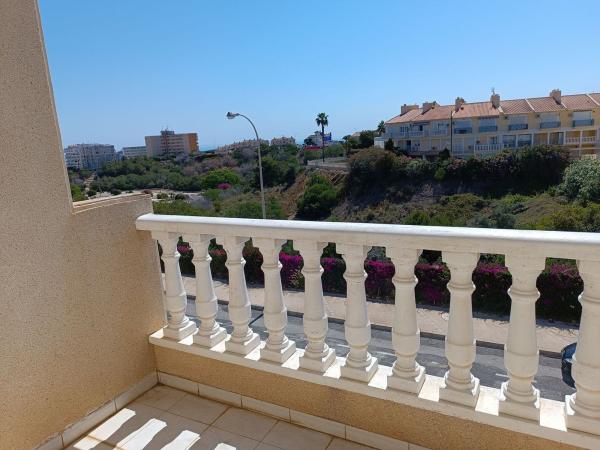 Продажа квартиры на Piso en Avenida Corinto, 2, Torreblanca, Torrevieja, Торревьеха
 photo 3