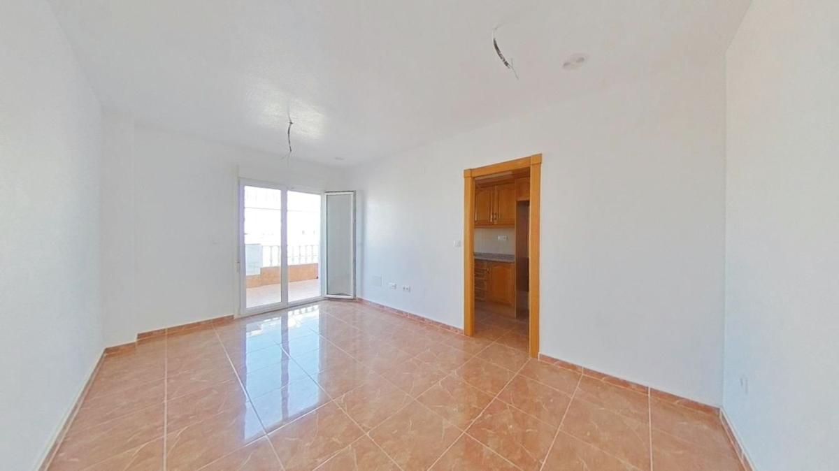 Venta de piso en Piso en Centro - Muelle Pesquero, Torrevieja, Torrevieja
photo 1