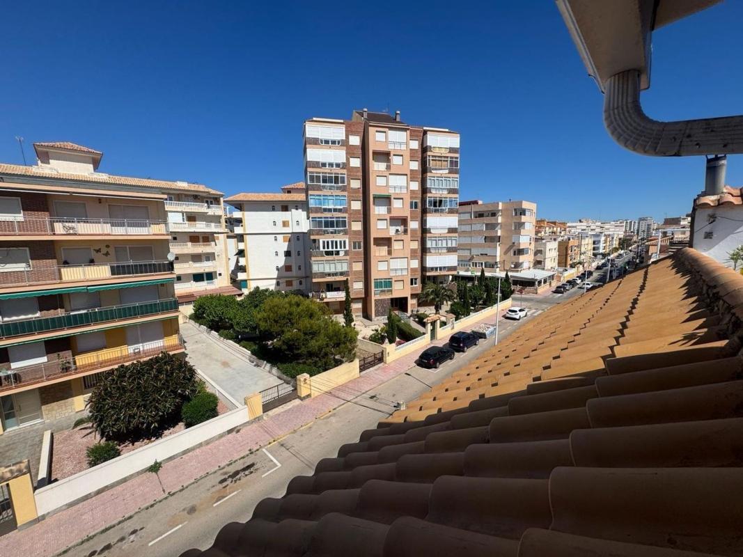 Sprzedaż duplexu w Dúplex en Los Europeos, Torrevieja, Torrevieja photo 2