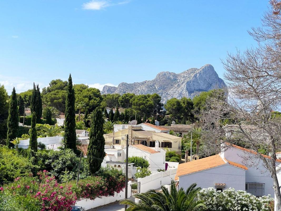 Properties for sale and rent in Spain photo 2
