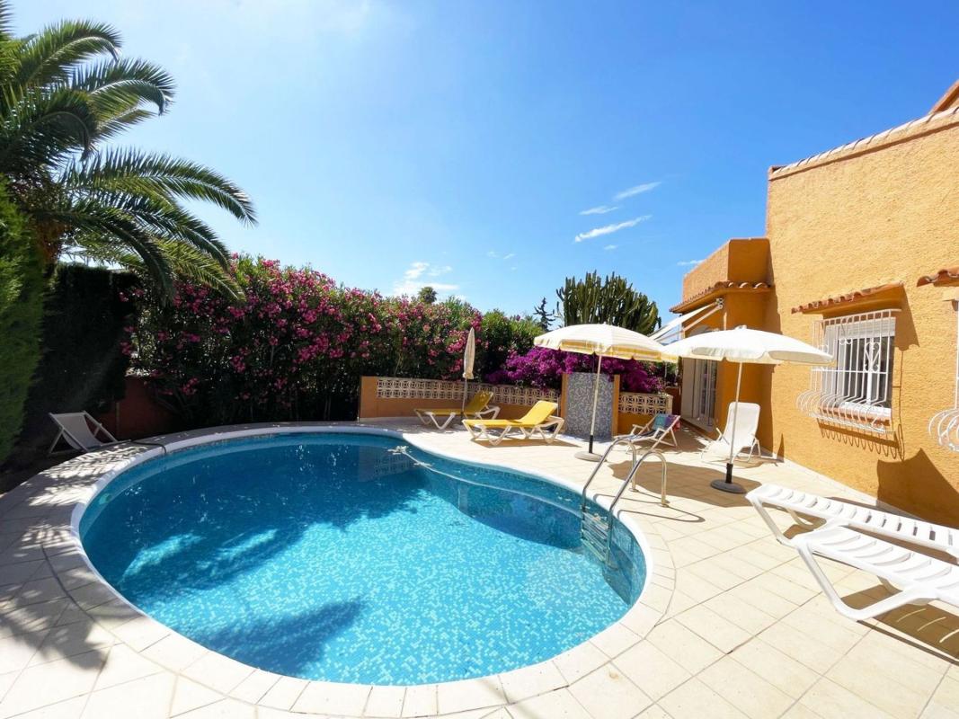 Properties for sale and rent in Spain photo 3