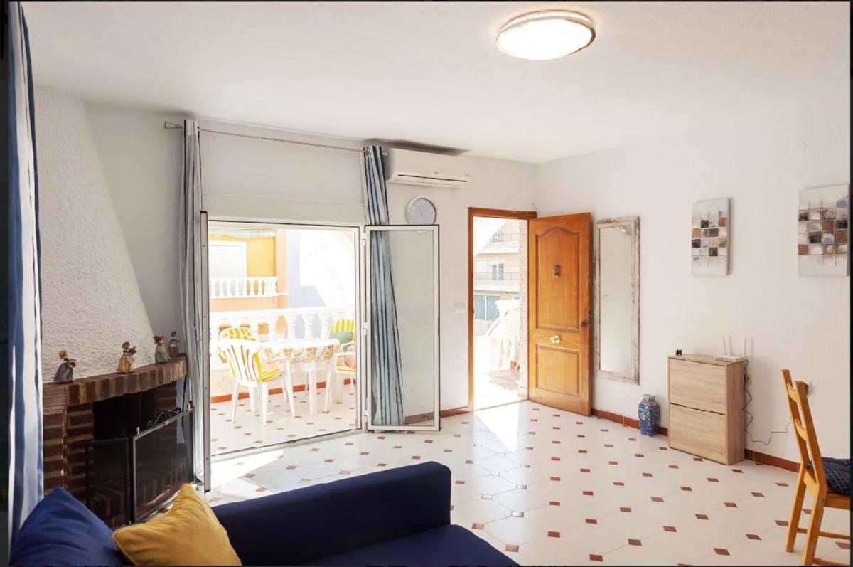 Продажа квартиры на Piso en Calle Tiburón, 2, Gaspar Perrelló, Torrevieja, Торревьеха
photo 2