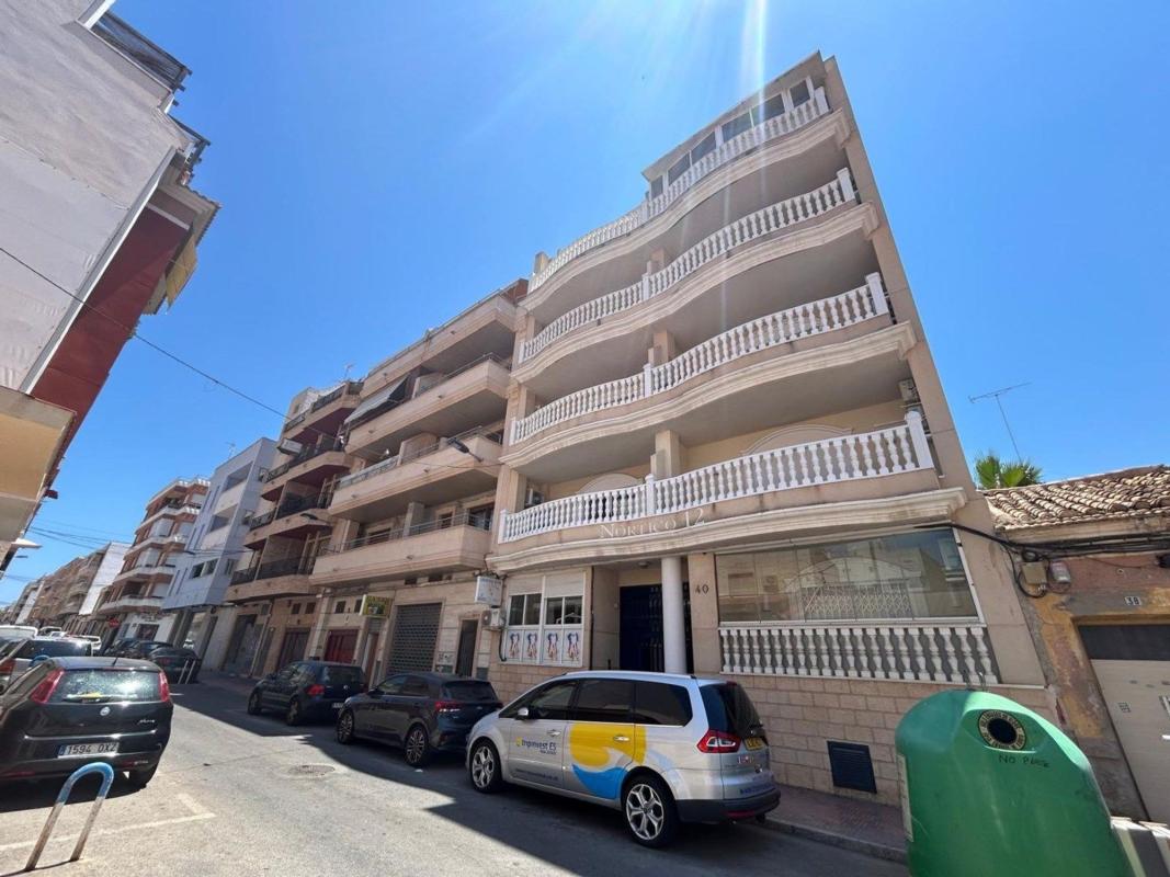 Sale of apartment in Piso en Calle Concordia, Las Piscinas Naturales, Torrevieja, Torrevieja
 photo 4