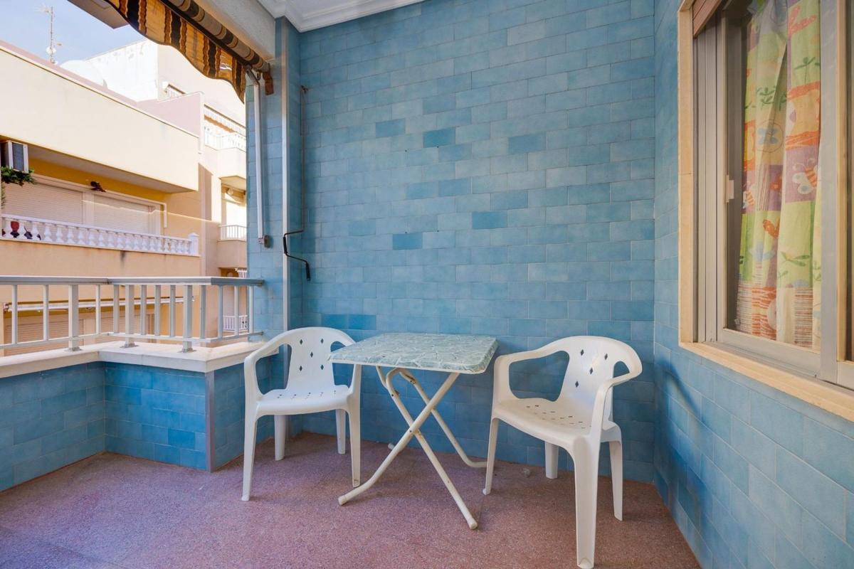Venta de piso en Piso en Calle Alta, Gaspar Perrelló, Torrevieja, Torrevieja
 photo 4