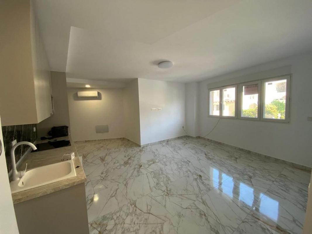 Venta de piso en Piso en Calle Islandia, Playa de los Locos, Torrevieja, Torrevieja
photo 4