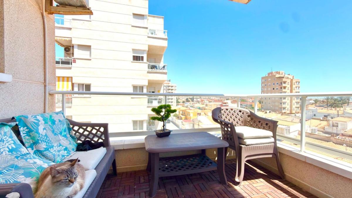 Sale of apartment in Piso en Calle Ramon Freixa, Nueva Torrevieja, Torrevieja, Torrevieja
photo 5