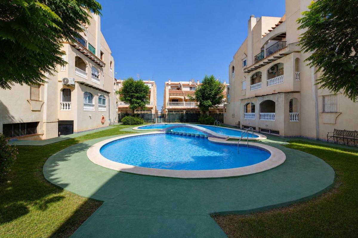 Properties for sale and rent in Spain photo 1