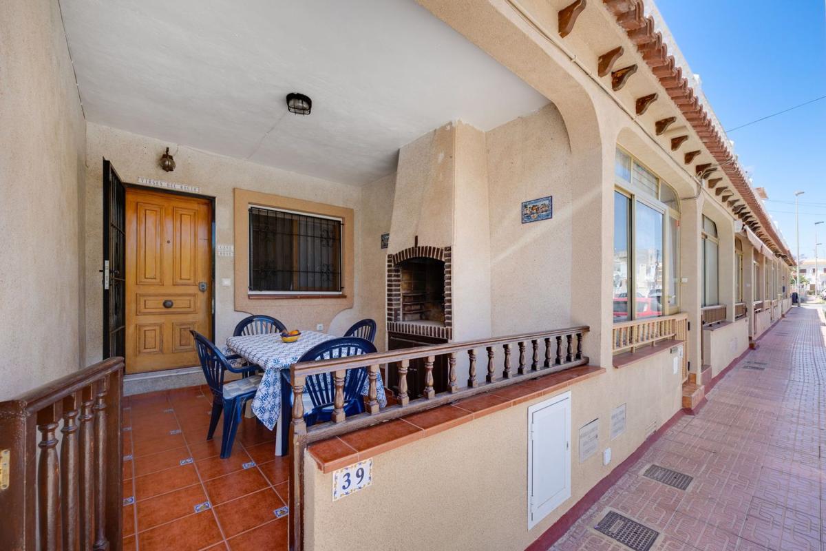 Properties for sale and rent in Spain photo 3