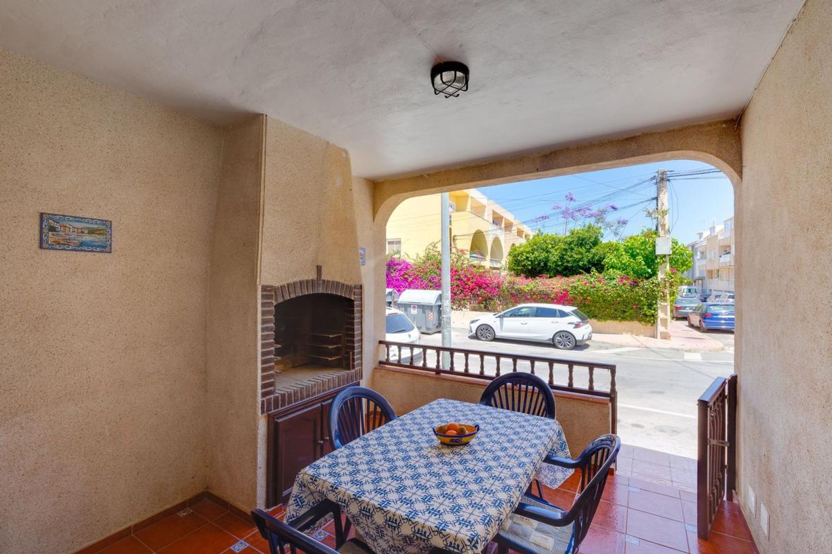 Properties for sale and rent in Spain photo 4