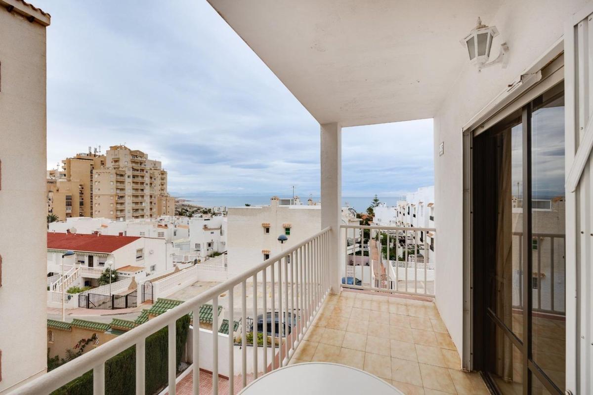 Sale of apartment in Piso en Torreblanca, Torrevieja, Torrevieja
 photo 3