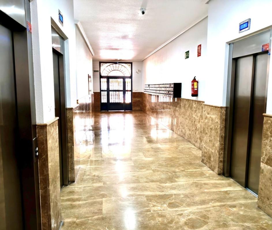 Sprzedaż mieszkania w Piso en Calle Apolo, El Molino, Torrevieja, Torrevieja
photo 2