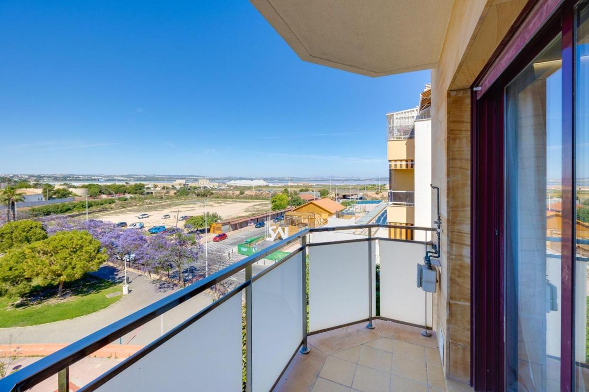 Sprzedaż mieszkania w Piso en Avenida de la Estación, 24, Parque de las Naciones, Torrevieja, Torrevieja
photo 4