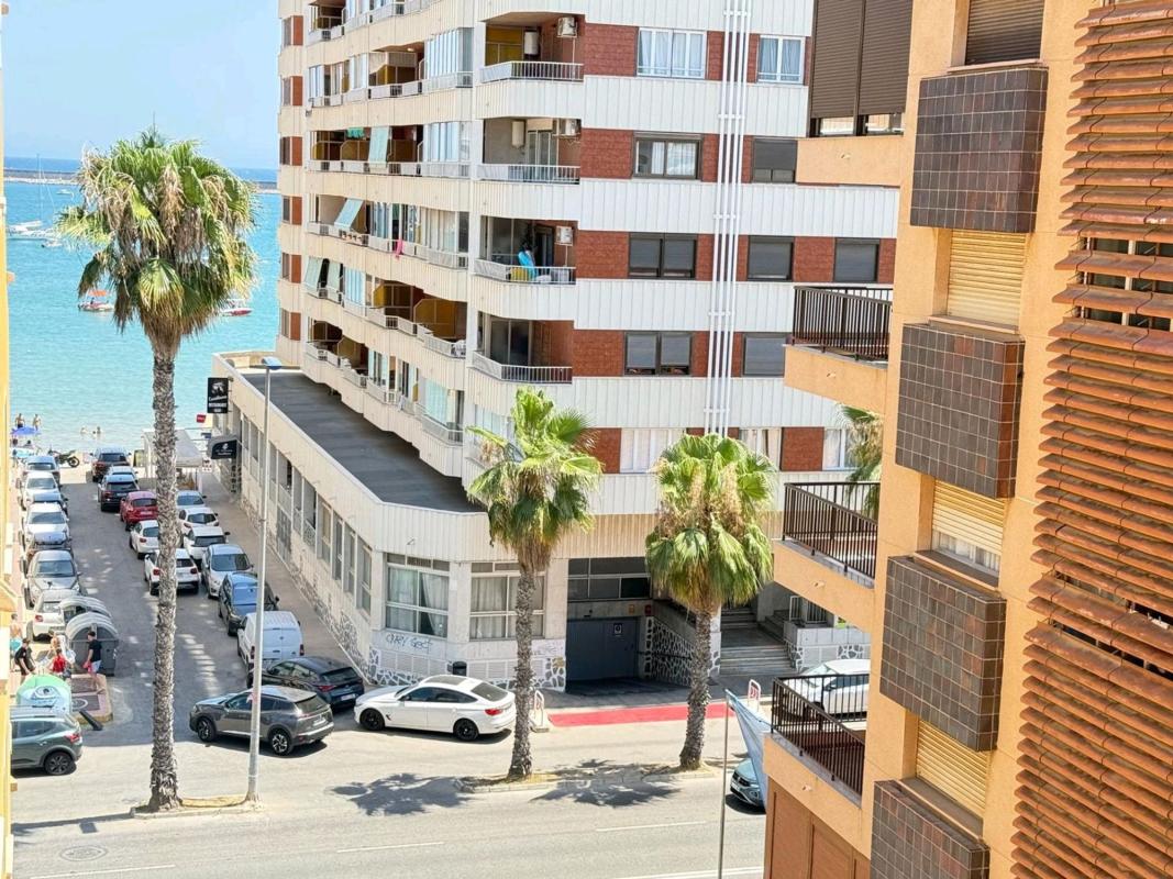 Sprzedaż mieszkania w Piso en Calle Valencia, 8, El Acequión, Torrevieja, Torrevieja
 photo 2