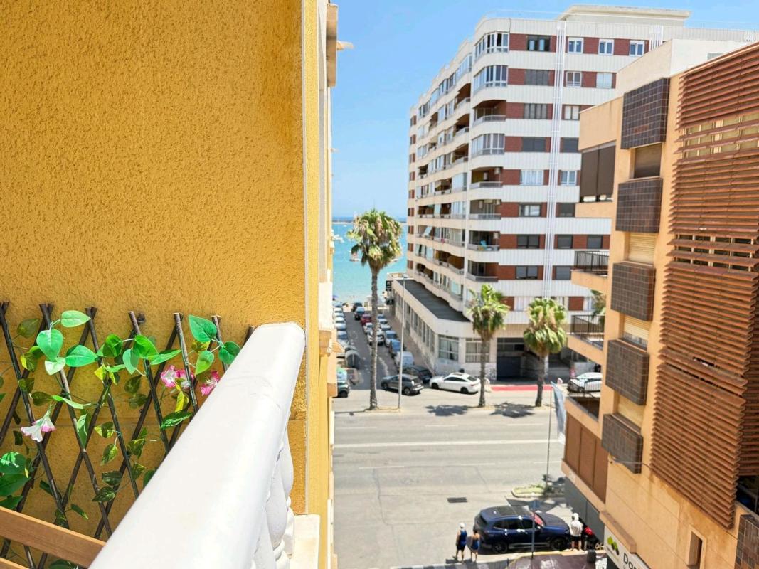 Sprzedaż mieszkania w Piso en Calle Valencia, 8, El Acequión, Torrevieja, Torrevieja
 photo 3