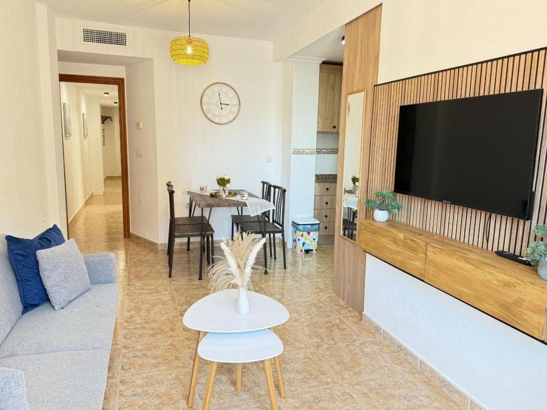 Venta de piso en Piso en Los Europeos, Torrevieja, Torrevieja
photo 5