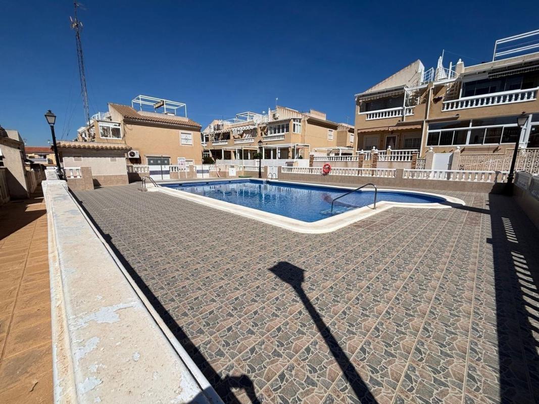 Sprzedaż poddasza w Ático en Avenida de la Mancha, Aguas Nuevas, Torrevieja, Torrevieja photo 2
