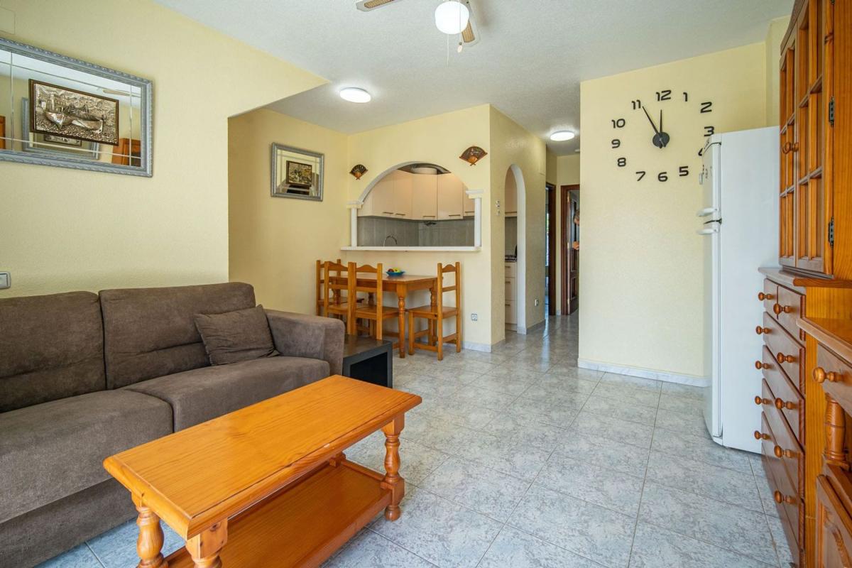 Продажа квартиры на Piso en Avenida Paris s/n, Zona los Frutales, Torrevieja, Торревьеха
photo 4