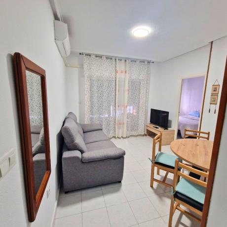 Продажа квартиры на Piso en La Loma, 62, Avenida Habaneras - Curva de Palangre, Torrevieja, Торревьеха
thumbnail 1