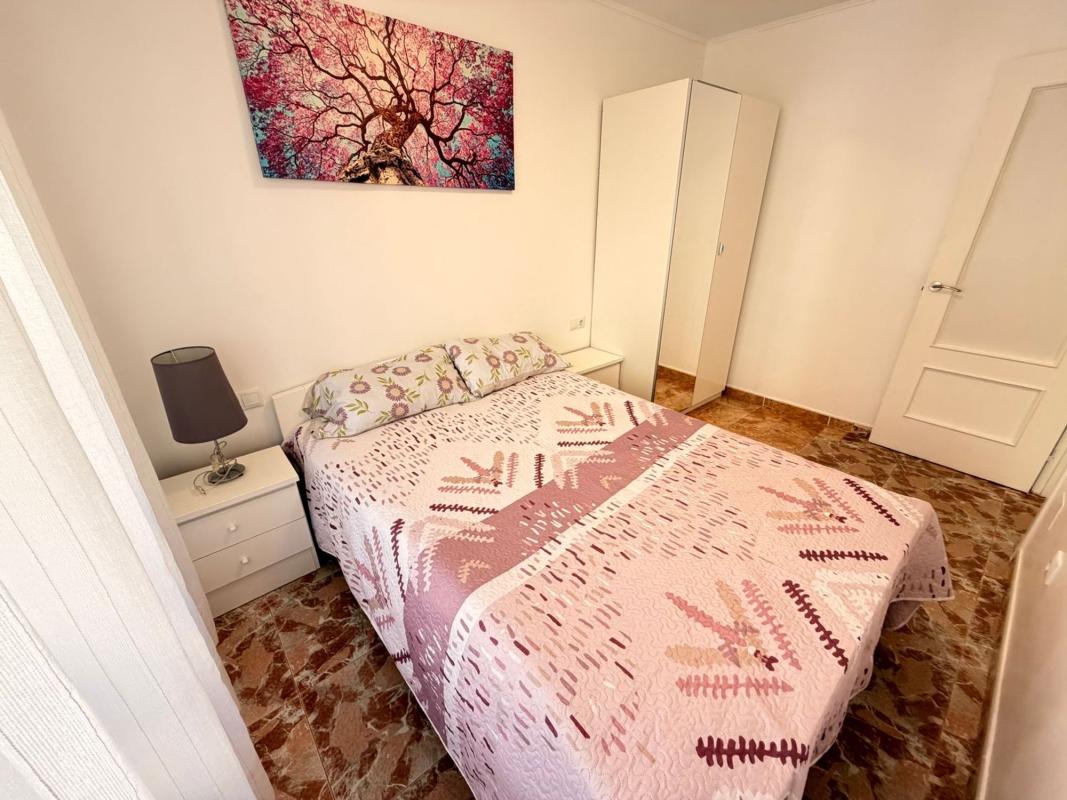 Sprzedaż mieszkania w Piso en Calle Narváez, 1, La Veleta, Torrevieja, Torrevieja
 photo 5