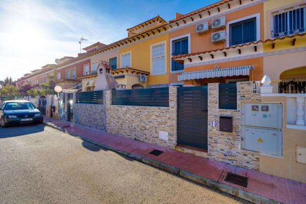 Chalet adosado en La Siesta - El Salado - Torreta, Torrevieja photo 4