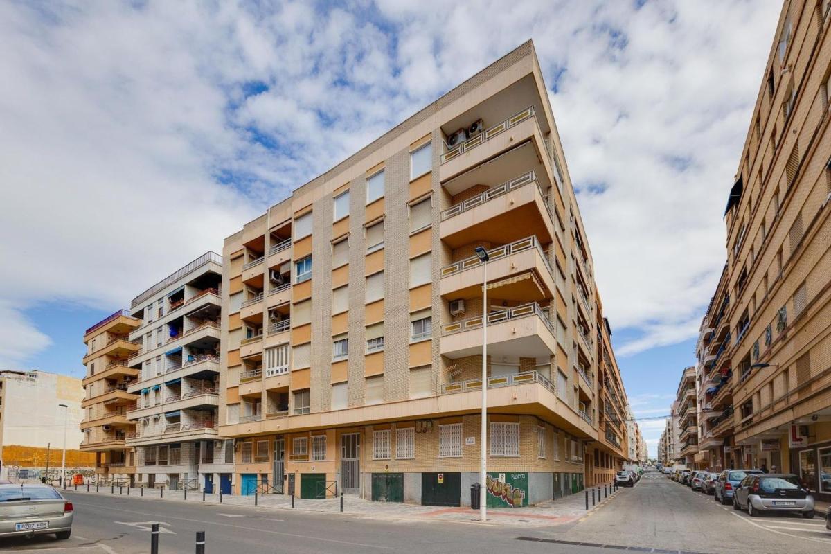 Venta de piso en Piso en Playa del Cura, Torrevieja, Torrevieja
photo 1