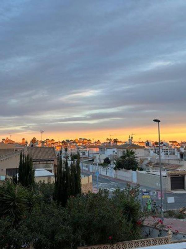 Продажа квартиры на Piso en Calle Eneas, 6, Torreblanca, Torrevieja, Торревьеха
photo 2