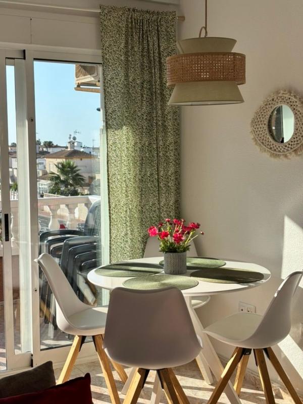 Продажа квартиры на Piso en Calle Eneas, 6, Torreblanca, Torrevieja, Торревьеха
photo 4
