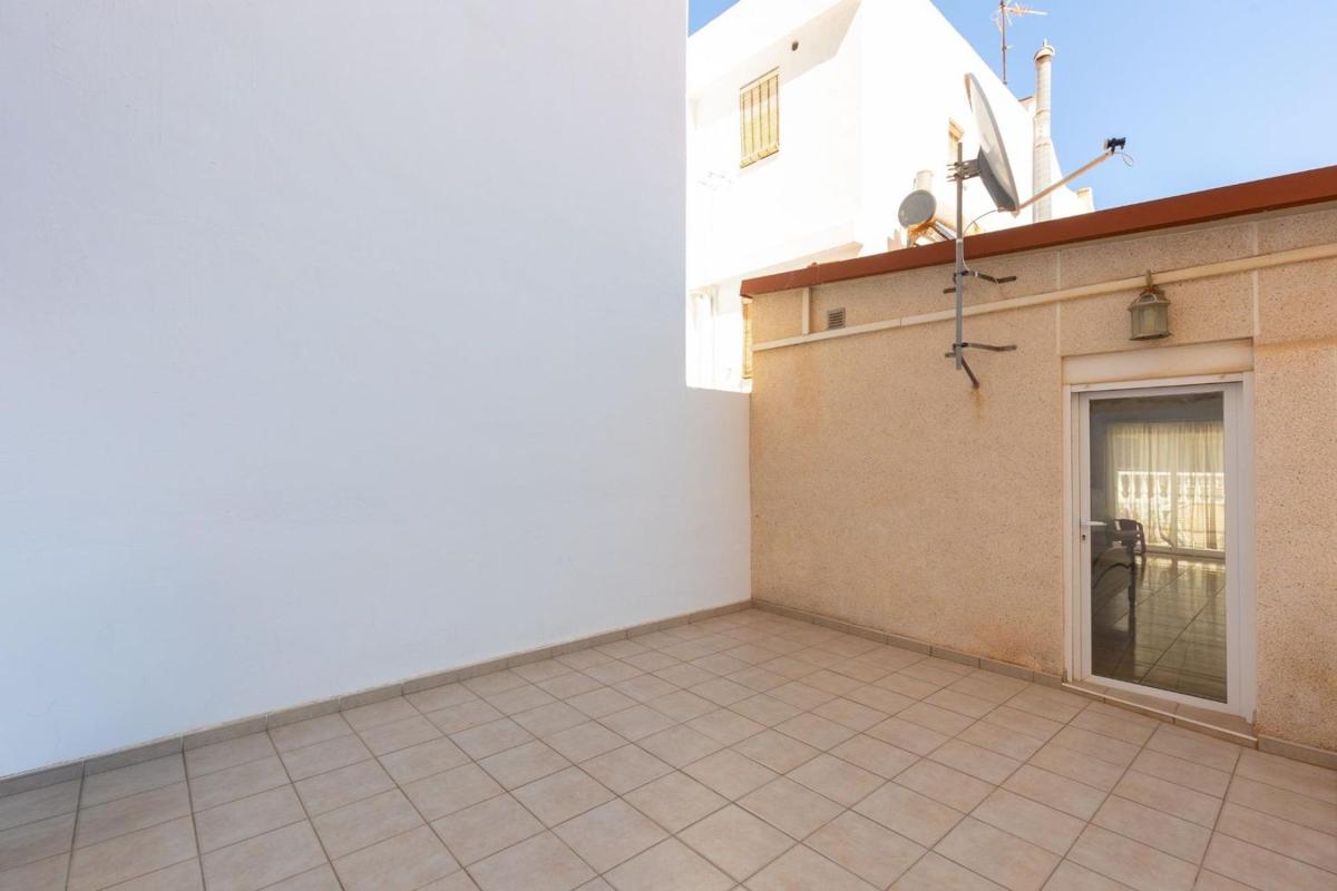 Propiedades en venta y alquiler en España photo 2