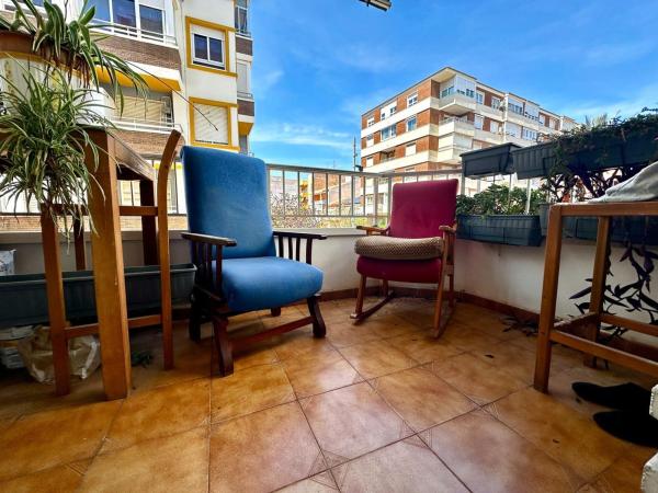 Sprzedaż mieszkania w Piso en Centro - Muelle Pesquero, Torrevieja, Torrevieja
thumbnail 2