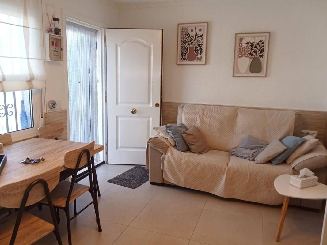 Sale of independent chalet in Casa o chalet en La Siesta - El Salado - Torreta, Torrevieja, Torrevieja
 photo 4