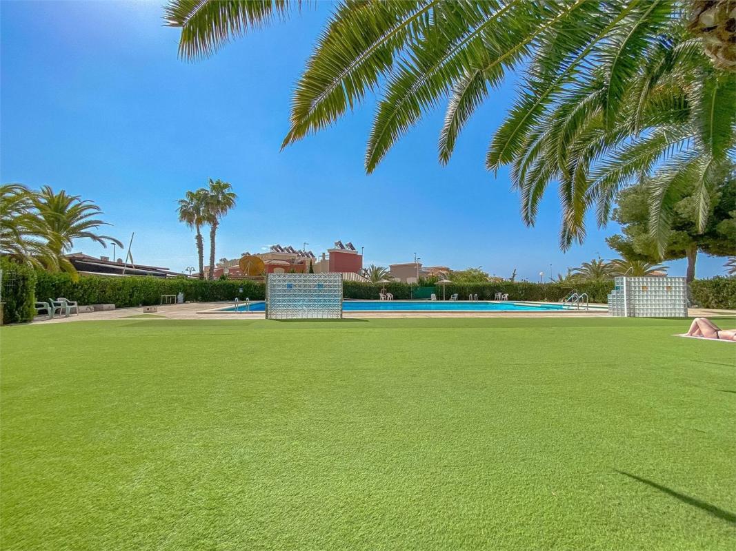 Sale of apartment in Piso en Calle Perseo, Aguas Nuevas, Torrevieja, Torrevieja
photo 4