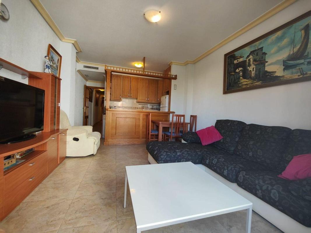 Sprzedaż mieszkania w Piso en Calle de la Purificación, Gaspar Perrelló, Torrevieja, Torrevieja
photo 3