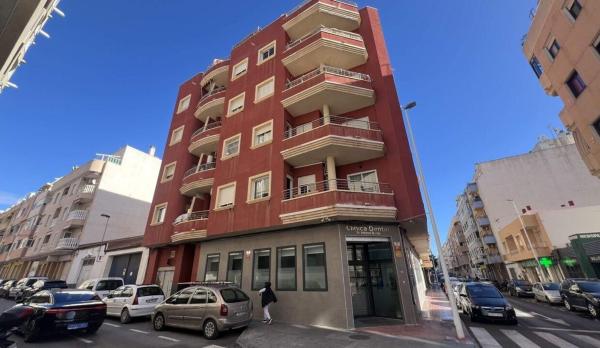Аттик на продажу в Ático en Rambla Juan Mateo García, El Molino, Torrevieja, Торревьеха photo 1