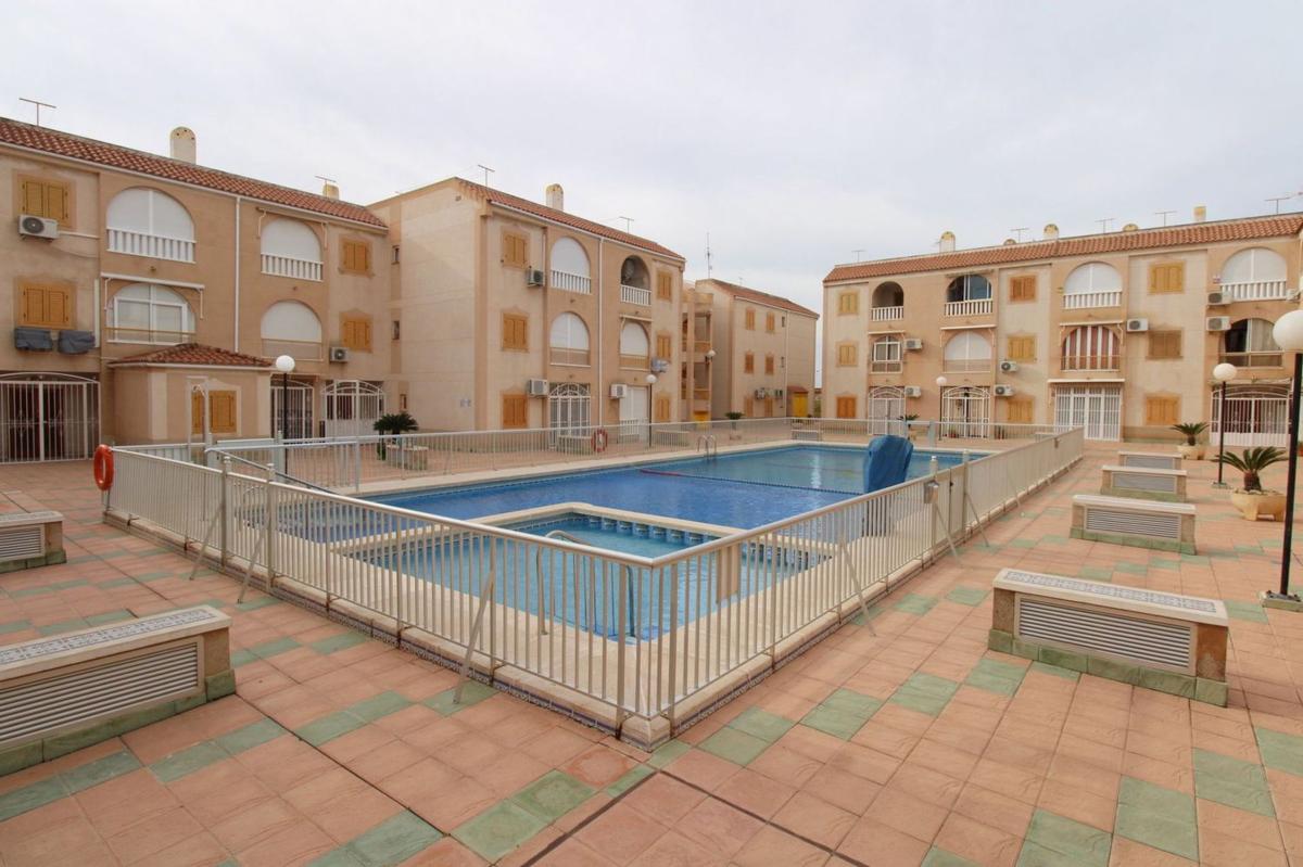 Sprzedaż mieszkania w Piso en El Acequión, Torrevieja, Torrevieja
photo 2