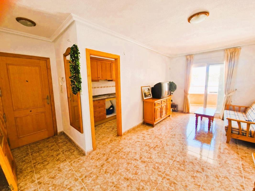 Продажа квартиры на Piso en Avenida Diego Ramírez Pastor, Playa de los Locos, Torrevieja, Торревьеха
photo 1