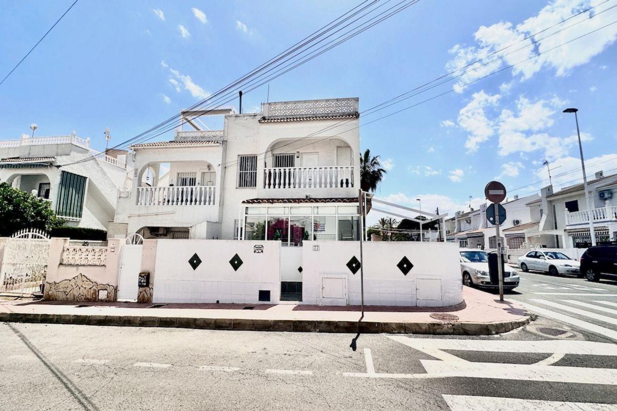 Venta de piso en Piso en Calle Roberto Koch, 77, Zona los Frutales, Torrevieja, Torrevieja
photo 1