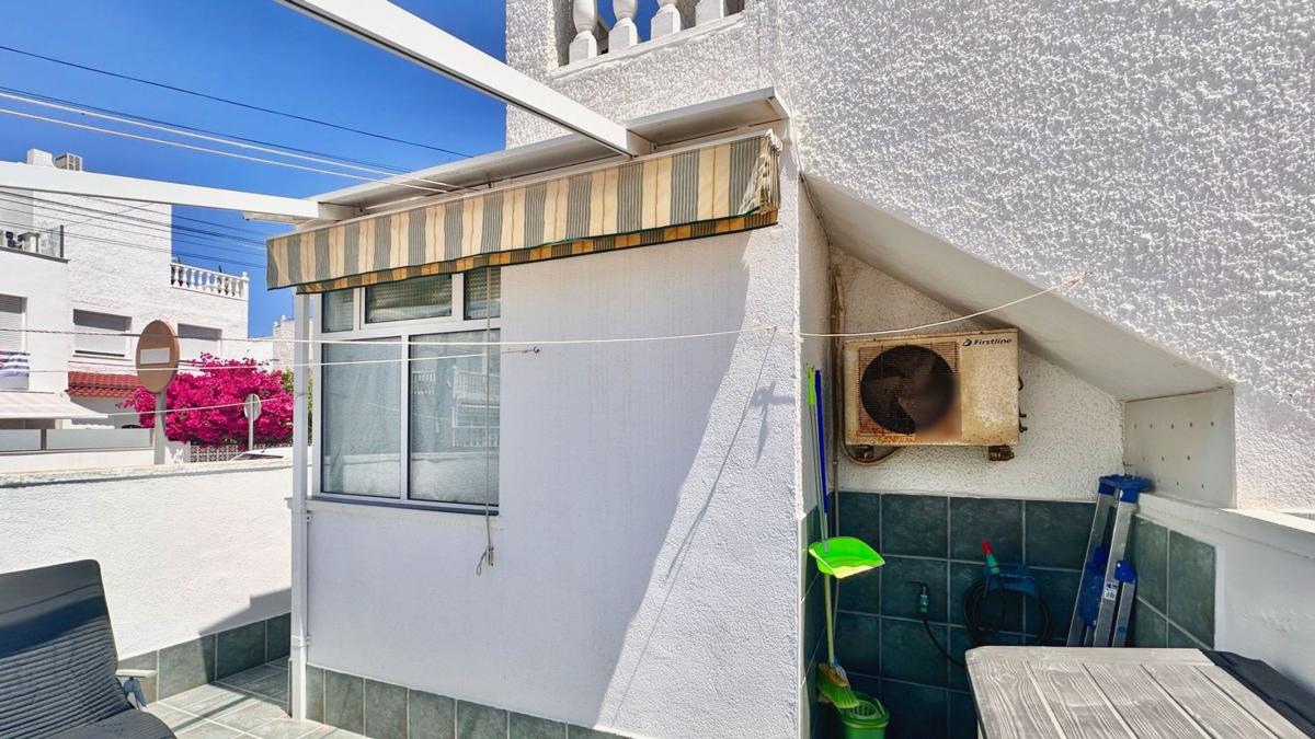Venta de piso en Piso en Calle Roberto Koch, 77, Zona los Frutales, Torrevieja, Torrevieja
photo 5
