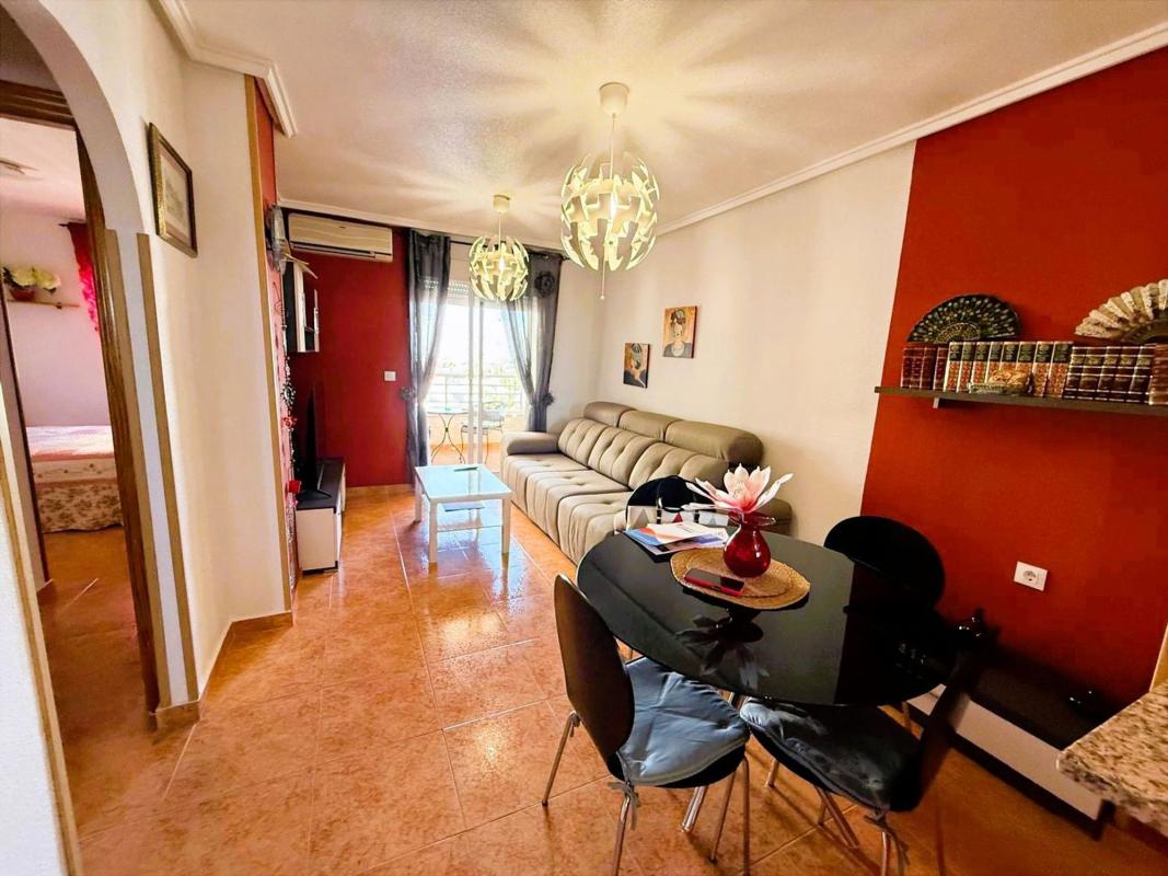 Venta de piso en Piso en Calle Joven Pura, Nueva Torrevieja, Torrevieja, Torrevieja
photo 5