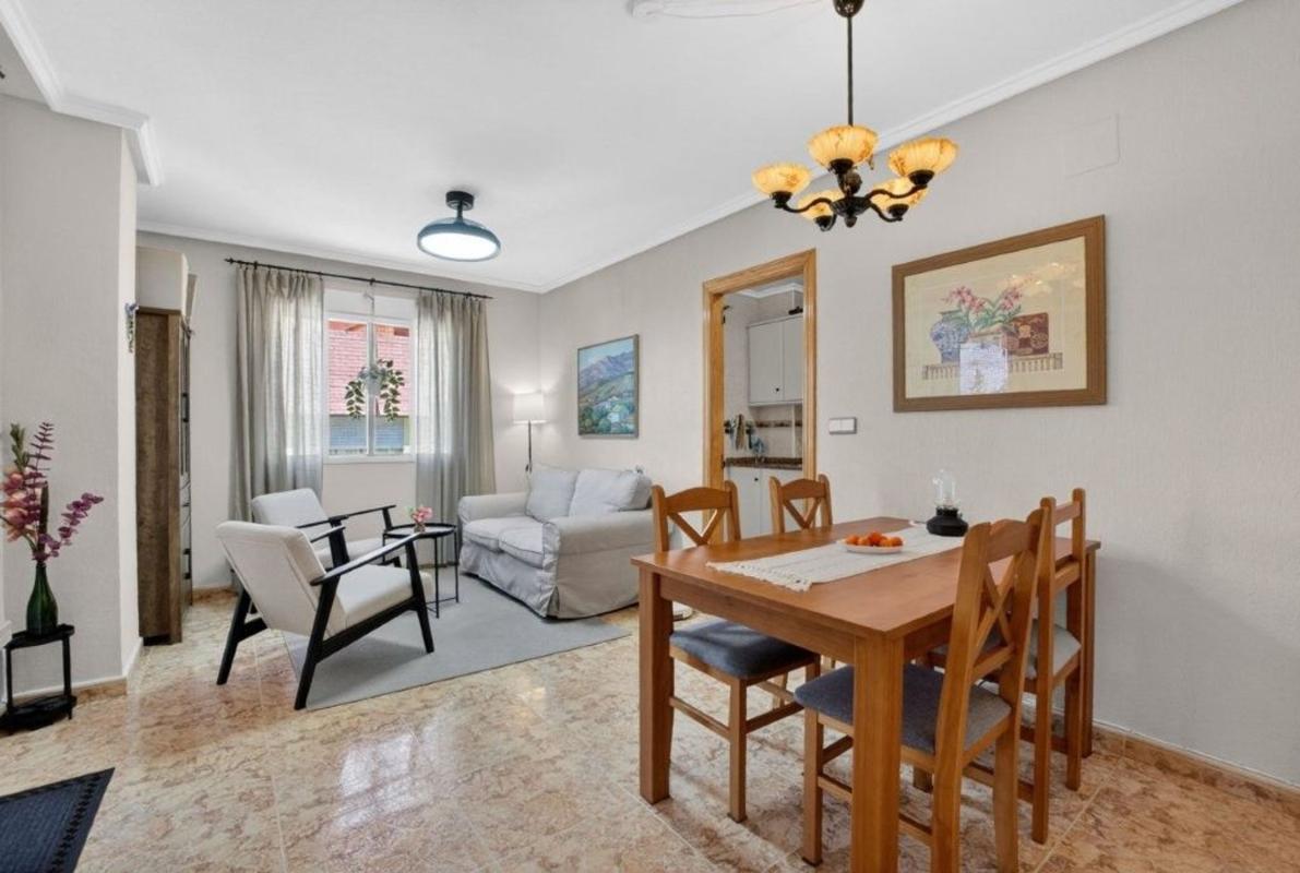 Venta de piso en Piso en Calle Moriones, 48, Antonio Machado, Torrevieja, Torrevieja
photo 3