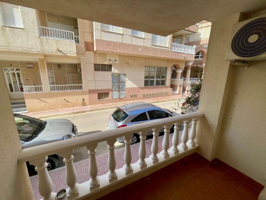 Sprzedaż mieszkania w Piso en Gaspar Perrelló, Torrevieja, Torrevieja
photo 5