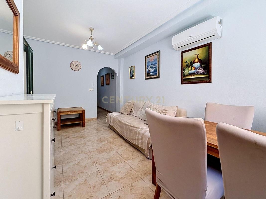 Sale of apartment in Piso en Calle de Pedro Lorca s/n, Las Piscinas Naturales, Torrevieja, Torrevieja
photo 4