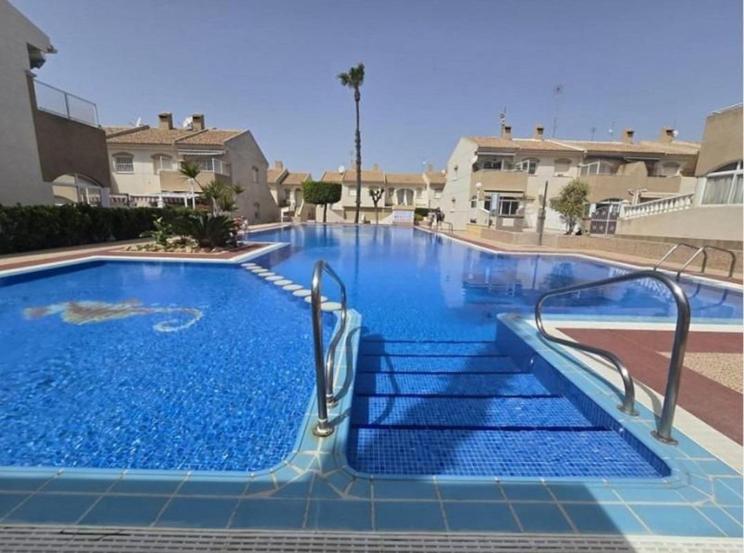 Propiedades en venta y alquiler en España photo 1