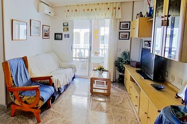 Sprzedaż mieszkania w Piso en Avenida de Pinoso, 12, El Acequión, Torrevieja, Torrevieja
thumbnail 1