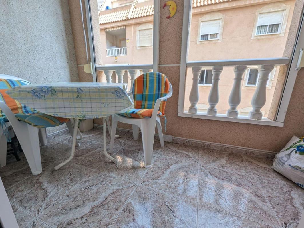 Sprzedaż mieszkania w Piso en Avenida de Pinoso, 12, El Acequión, Torrevieja, Torrevieja
photo 2